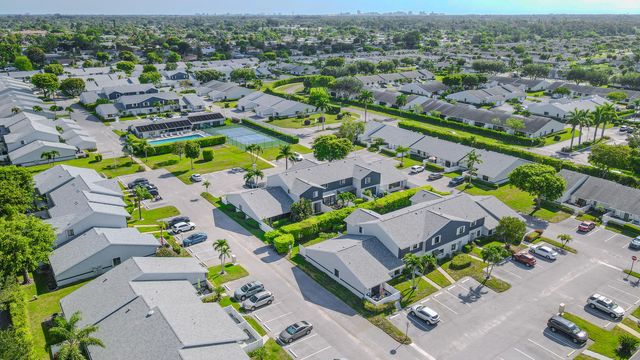 2641 Gately Drive W 1003, West Palm Beach, FL 33415