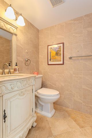 2641 Gately Drive W 1003, West Palm Beach, FL 33415