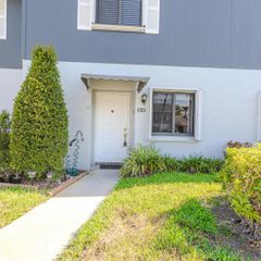 2641 Gately Drive W 1003, West Palm Beach, FL 33415