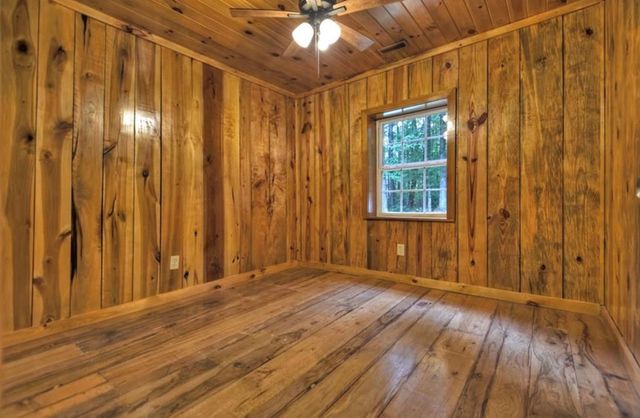 1843 Old Mobile Road, Mccaysville, GA 30555