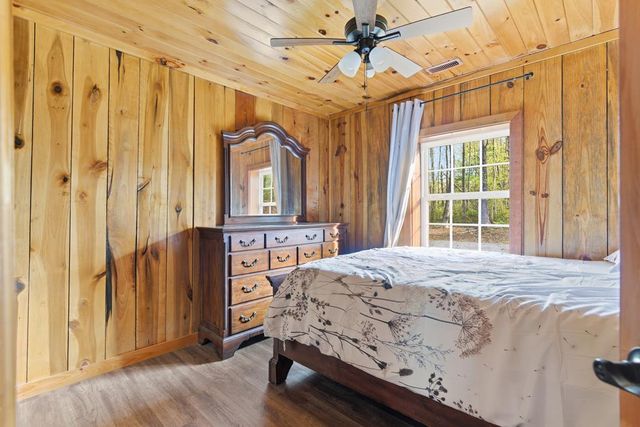 1843 Old Mobile Road, Mccaysville, GA 30555