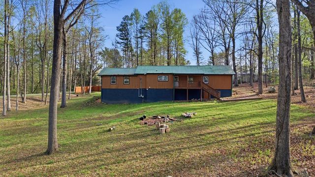 1843 Old Mobile Road, Mccaysville, GA 30555