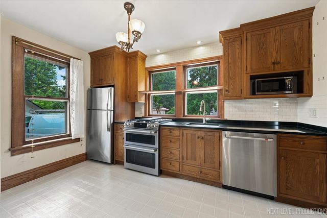 4N768 Old La Fox Road, St. Charles, IL 60175
