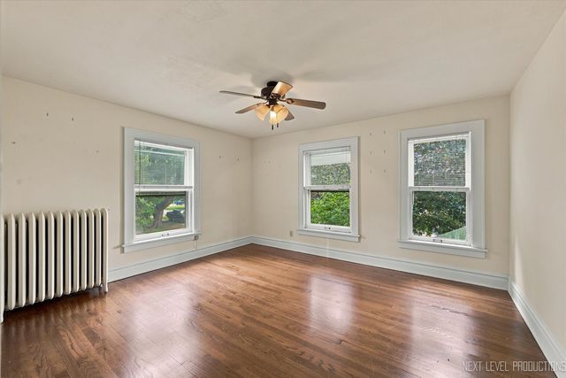 4N768 Old La Fox Road, St. Charles, IL 60175