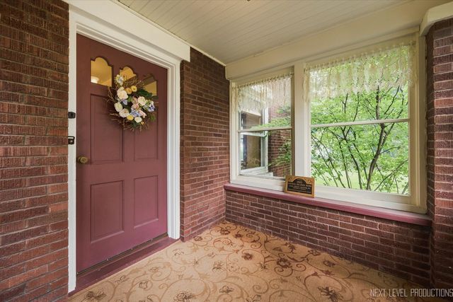 4N768 Old La Fox Road, St. Charles, IL 60175