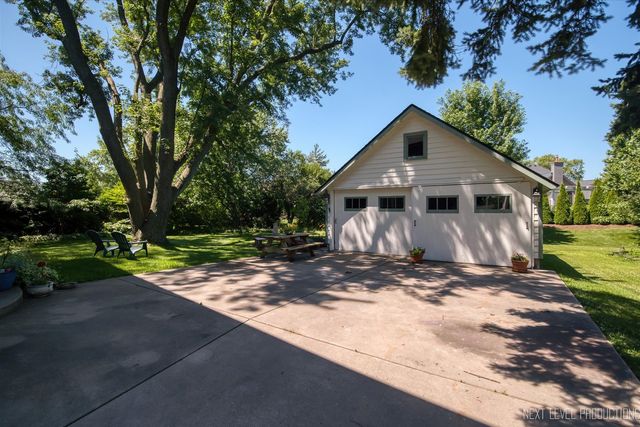 4N768 Old La Fox Road, St. Charles, IL 60175