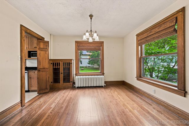 4N768 Old La Fox Road, St. Charles, IL 60175