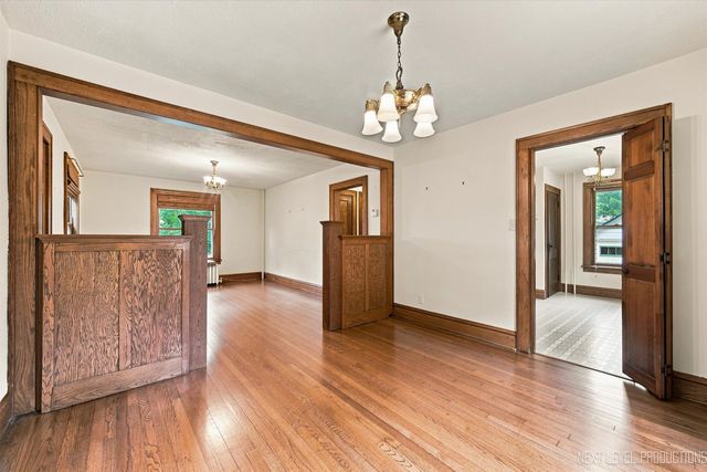 4N768 Old La Fox Road, St. Charles, IL 60175