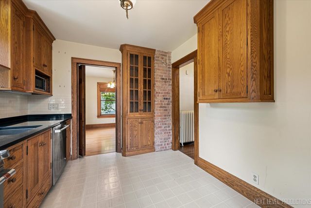 4N768 Old La Fox Road, St. Charles, IL 60175