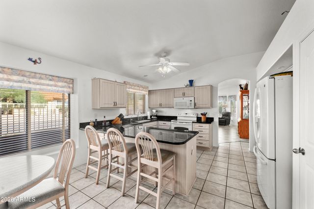 8966 E RED MOUNTAIN Lane, Gold Canyon, AZ 85118