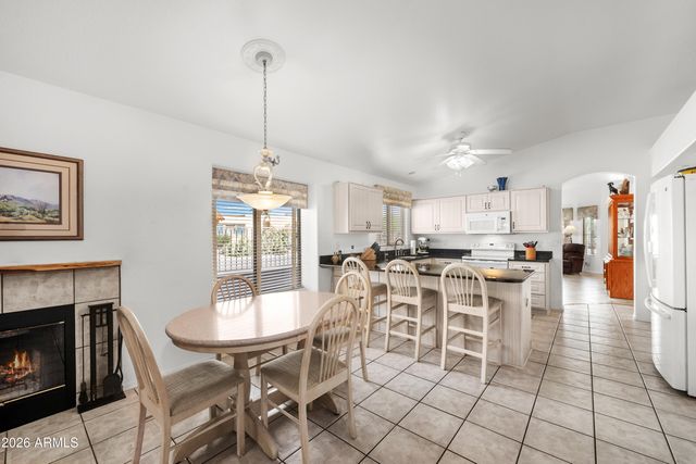 8966 E RED MOUNTAIN Lane, Gold Canyon, AZ 85118