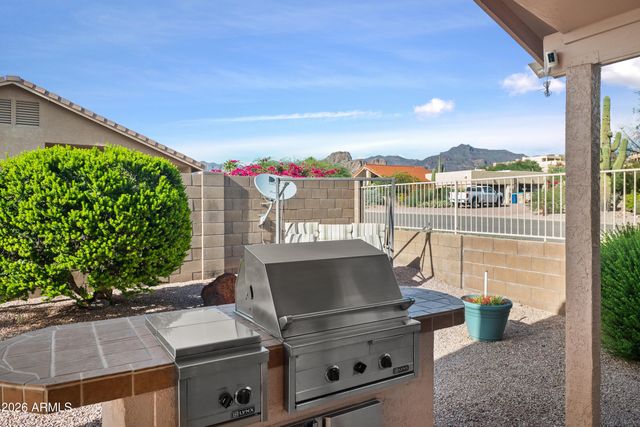 8966 E RED MOUNTAIN Lane, Gold Canyon, AZ 85118
