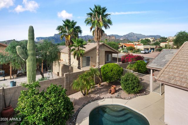 8966 E RED MOUNTAIN Lane, Gold Canyon, AZ 85118