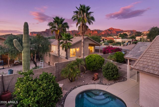 8966 E RED MOUNTAIN Lane, Gold Canyon, AZ 85118