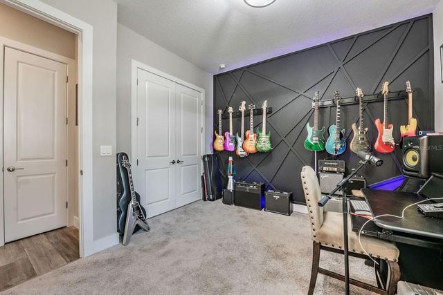 10470 PURPLE THISTLE WAY, San Antonio, FL 33576