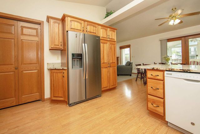 1303 Orchard Dr, Cedar Falls, IA 50613
