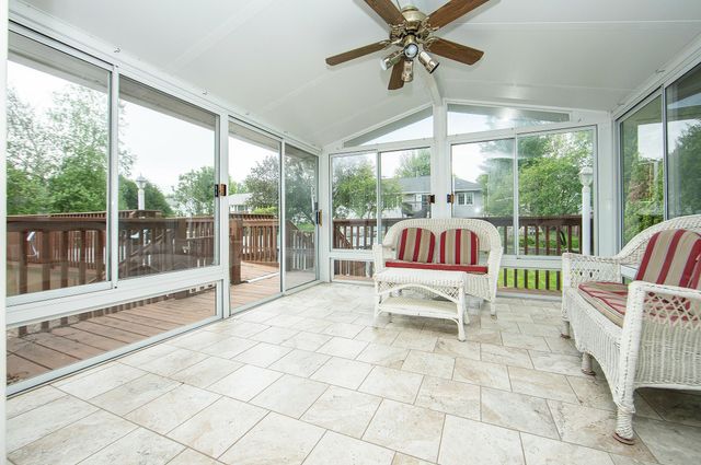 1303 Orchard Dr, Cedar Falls, IA 50613