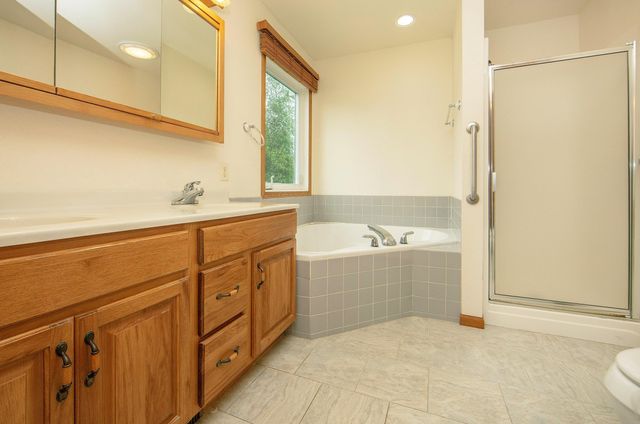 1303 Orchard Dr, Cedar Falls, IA 50613