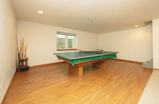 1303 Orchard Dr, Cedar Falls, IA 50613