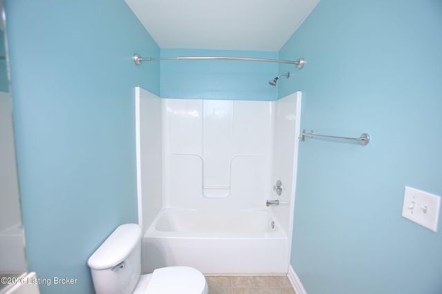 8004 Village Gate Ct, Louisville, KY 40291