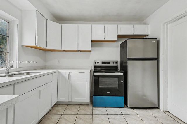 13020 NW 1st Ave, Miami, FL 33168