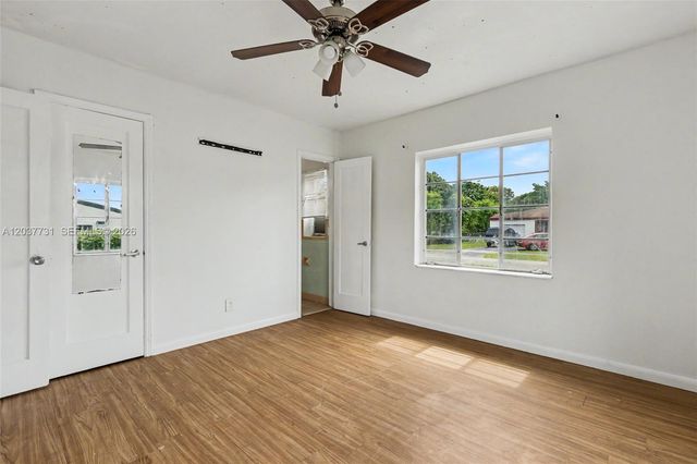 13020 NW 1st Ave, Miami, FL 33168