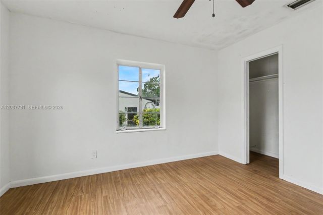 13020 NW 1st Ave, Miami, FL 33168
