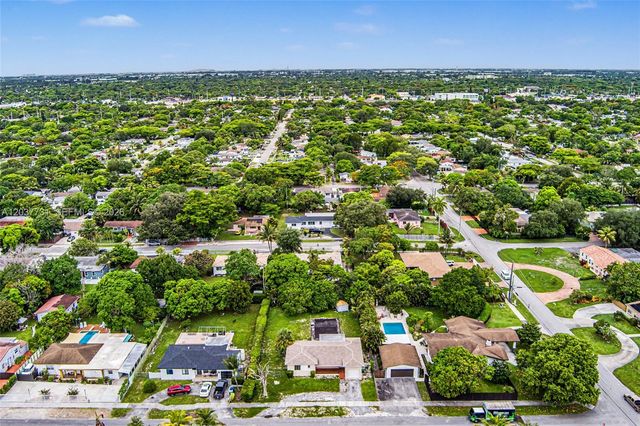 13020 NW 1st Ave, Miami, FL 33168