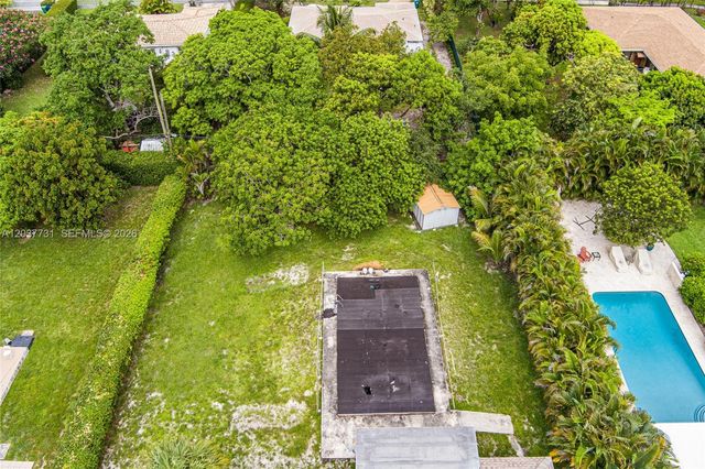 13020 NW 1st Ave, Miami, FL 33168