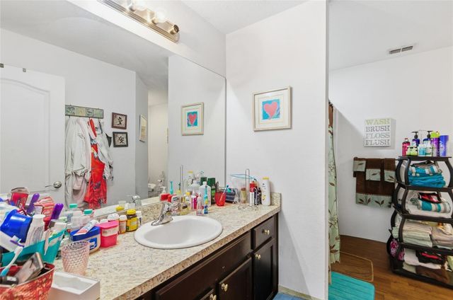 1603 ELLINGTON DRIVE, Dundee, FL 33838