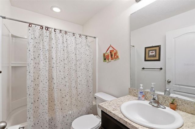 1603 ELLINGTON DRIVE, Dundee, FL 33838