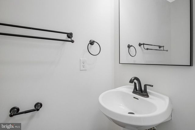 1 BELLHURST WAY, Baltimore, MD 21236