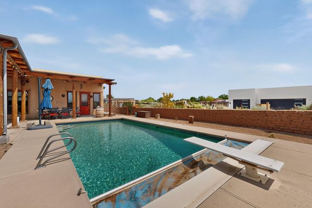 134 Tierra Encantada, Corrales, NM 87048