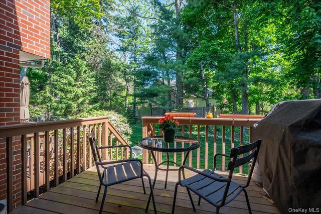 459 Hopi Court, Suffern, NY 10901