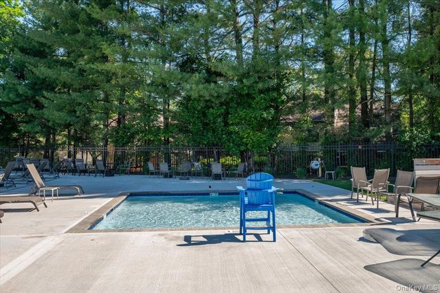 459 Hopi Court, Suffern, NY 10901