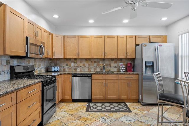 459 Hopi Court, Suffern, NY 10901