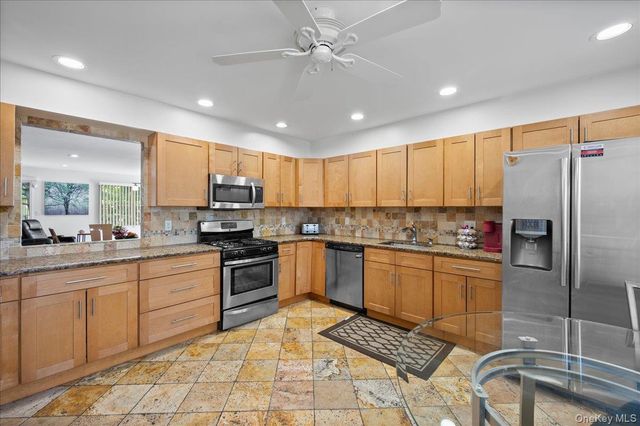 459 Hopi Court, Suffern, NY 10901