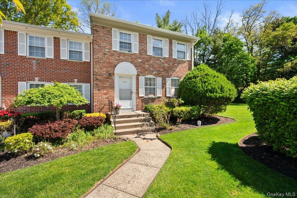 459 Hopi Court, Suffern, NY 10901