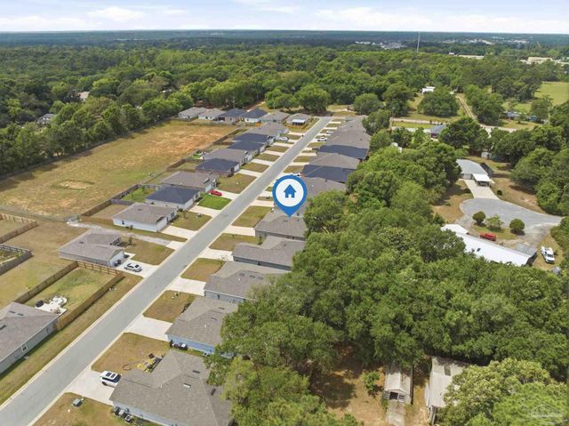 2752 Savannah Michelle Ln, Pensacola, FL 32534