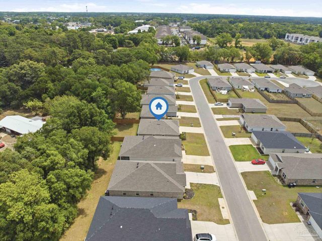 2752 Savannah Michelle Ln, Pensacola, FL 32534