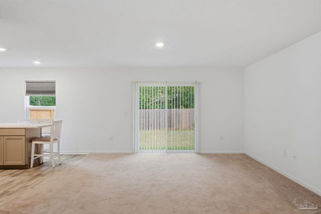 2752 Savannah Michelle Ln, Pensacola, FL 32534