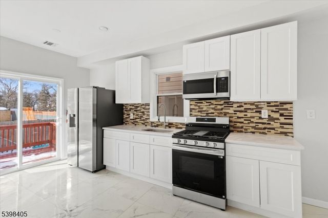 858 Lyons Ave, Irvington Twp., NJ 07111