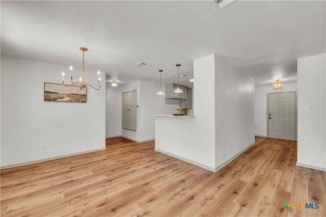 42 Great West Loop, Belton, TX 76513