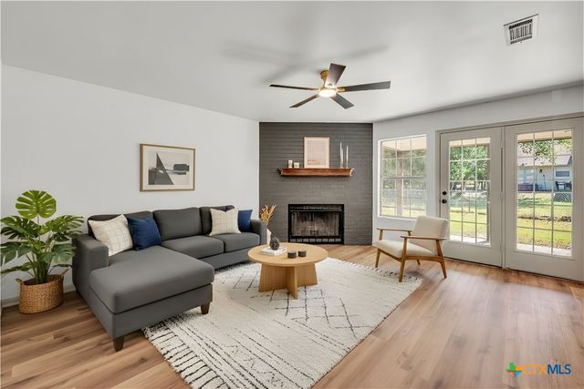 42 Great West Loop, Belton, TX 76513