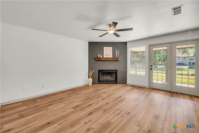 42 Great West Loop, Belton, TX 76513