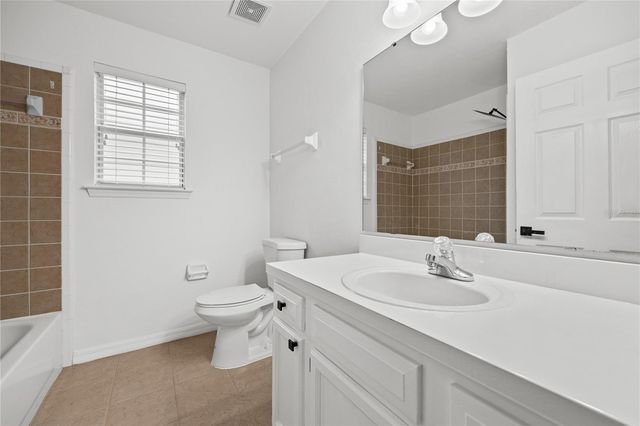 3832 NW 27TH STREET, Gainesville, FL 32605