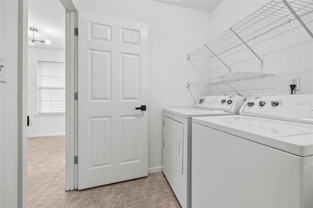 3832 NW 27TH STREET, Gainesville, FL 32605