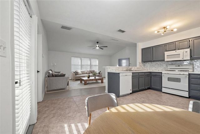 3832 NW 27TH STREET, Gainesville, FL 32605