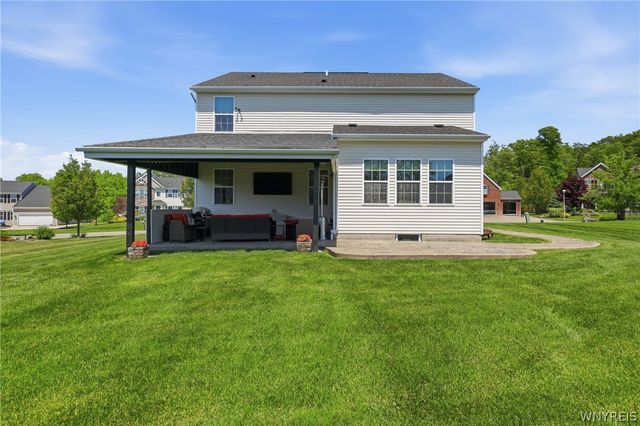 5067 Woodway Court, Hamburg, NY 14075
