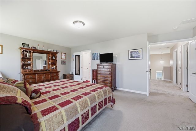 5067 Woodway Court, Hamburg, NY 14075